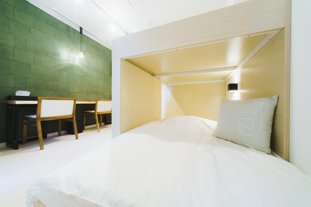 Tweepersoonskamer met 2 Aparte Bedden (Stapelbed)