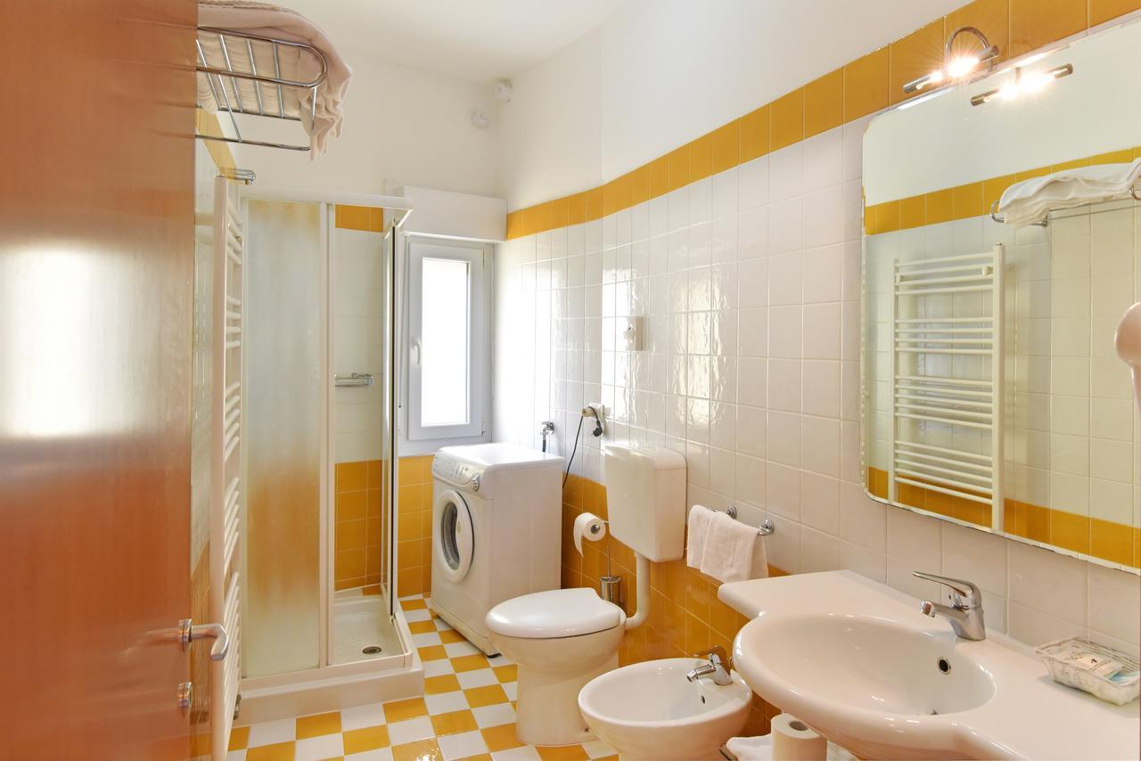 One-Bedroom Apartment with Balcony and Sea View,506995962:JPEG