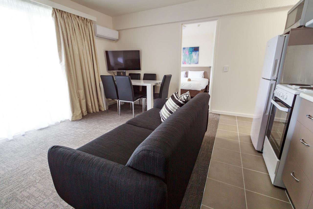 Three-Bedroom Apartment,507414804:JPEG
