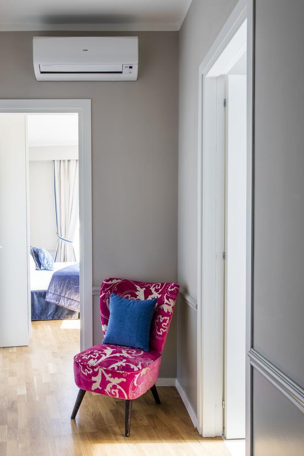 One-Bedroom Apartment Balcony Sea View