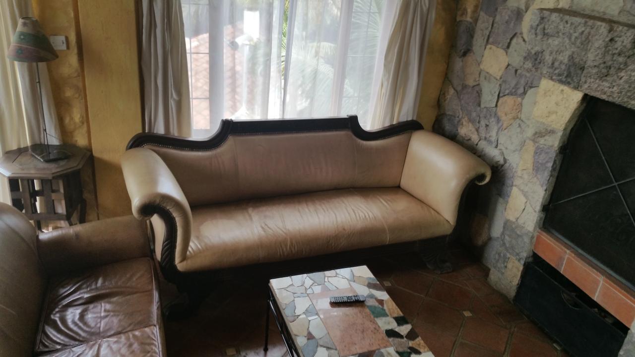 Two-Bedroom Apartment,525986043:JPEG