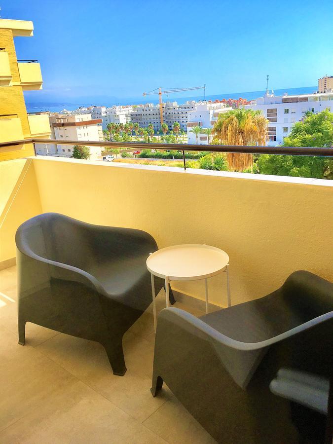 One Bedroom Apartment Sea View