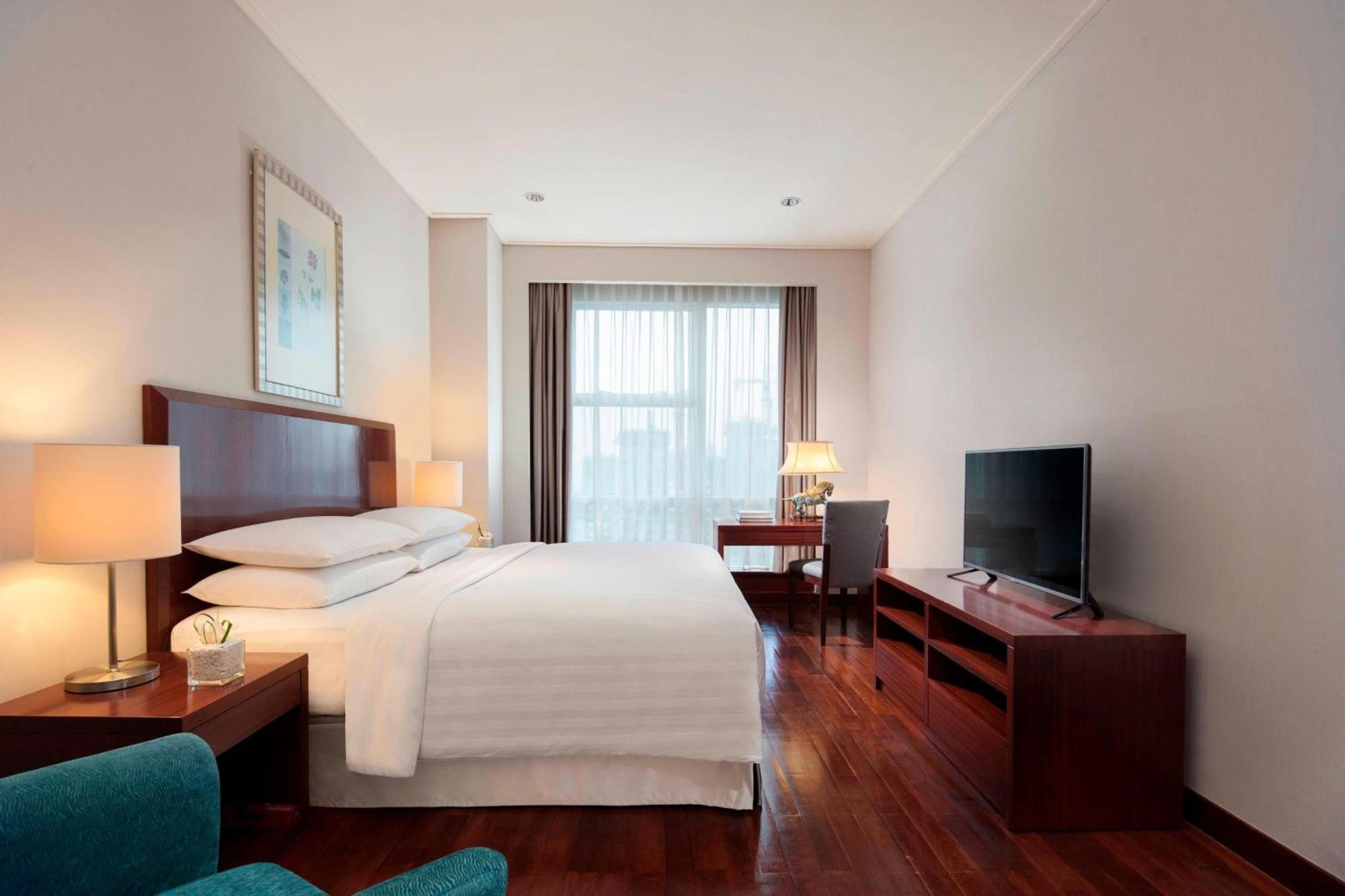 Three Bedroom Executive - City View