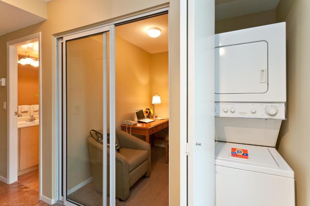 One-Bedroom Apartment Ocean View,69711455:JPEG