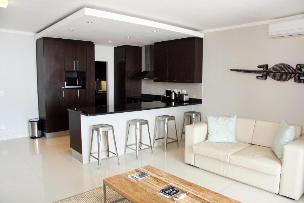 Luxury One-Bedroom Apartment,1243485463:JPEG