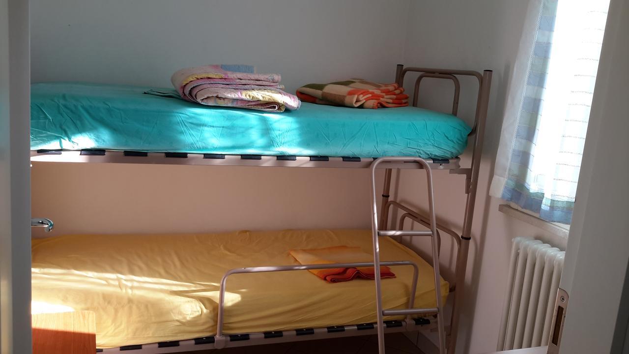 Three-Bedroom Apartment,635714220:JPEG