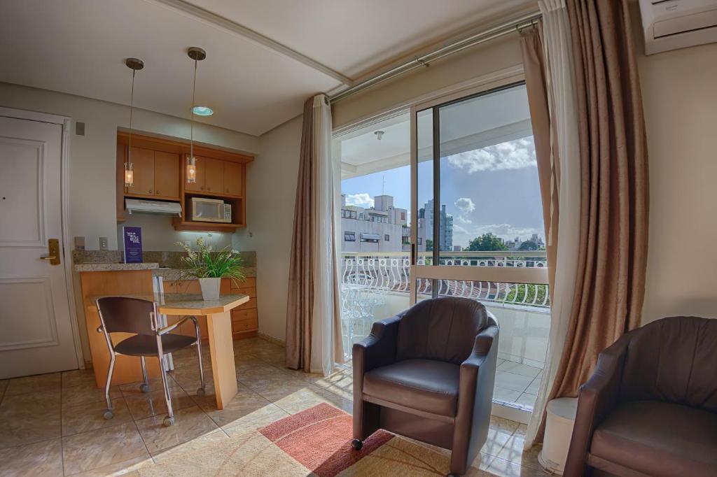 Superior Apartment,74091692:JPEG