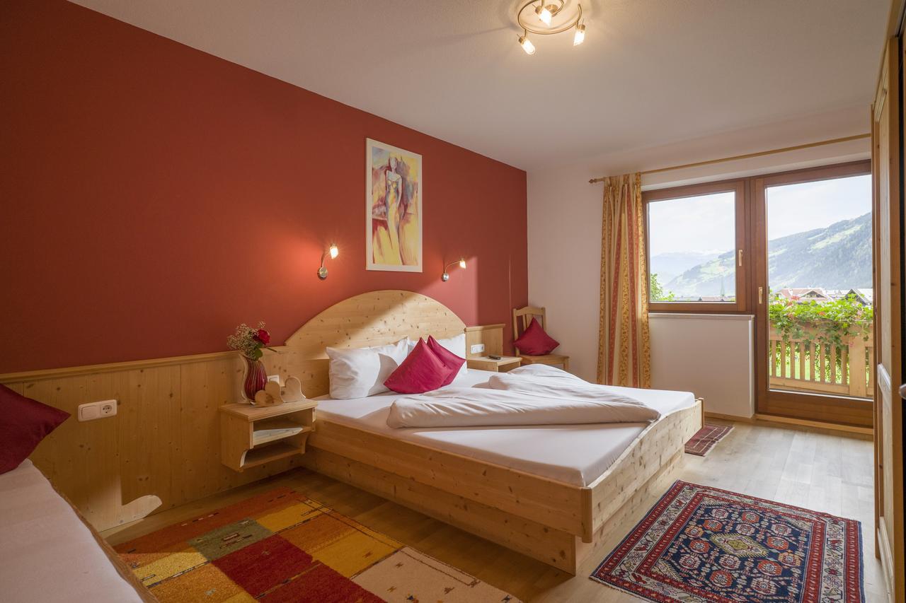 Two-Bedroom Apartment,665737872:JPEG