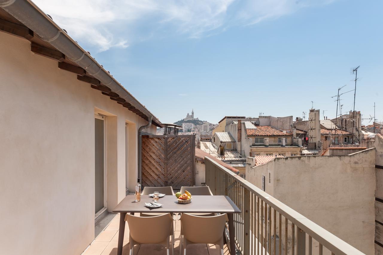 One-Bedroom Apartment with Terrace