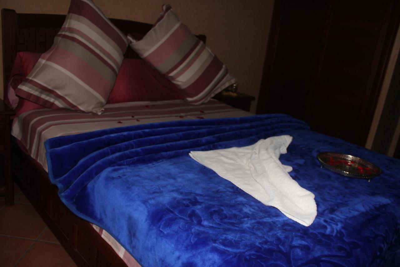 One-Bedroom Apartment,696486138:JPEG