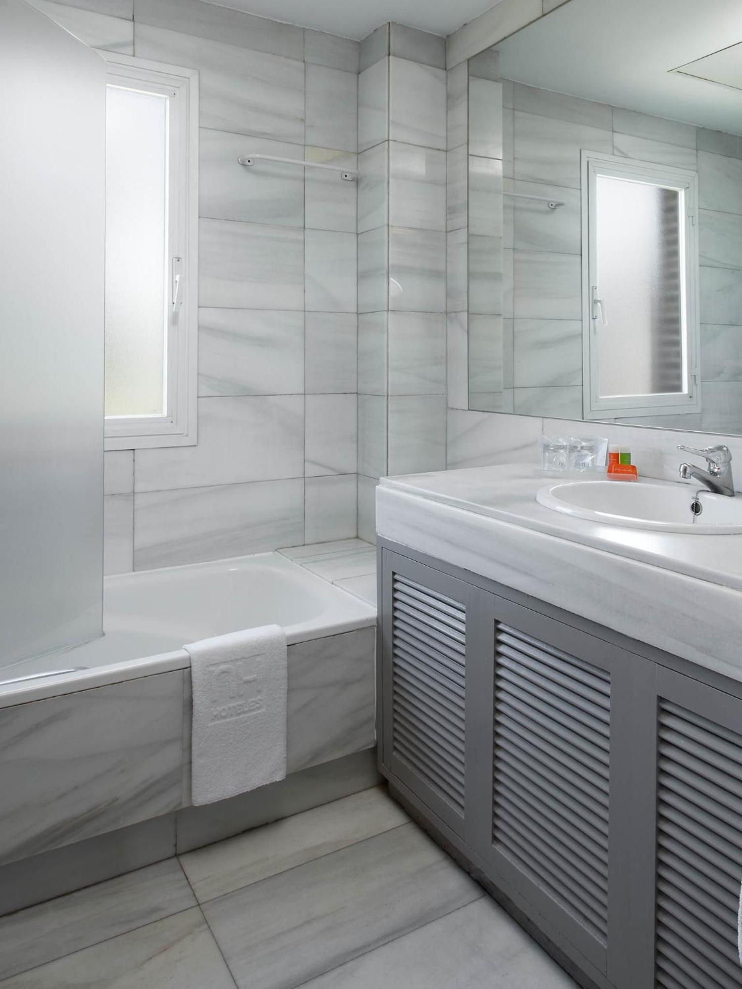 Apartamento de 2 dormitorios (4 adultos)