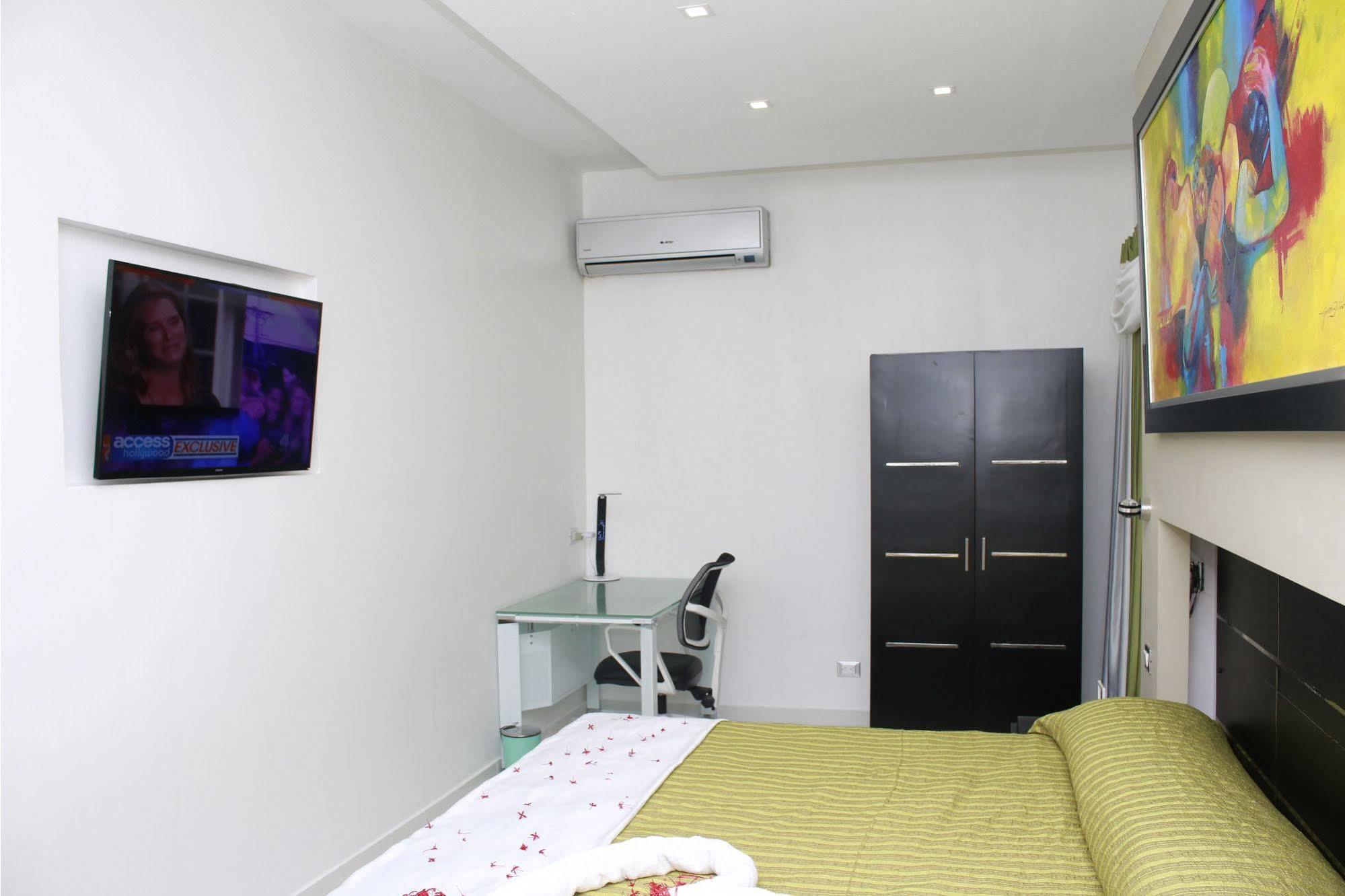 King Suite with Whirlpool
