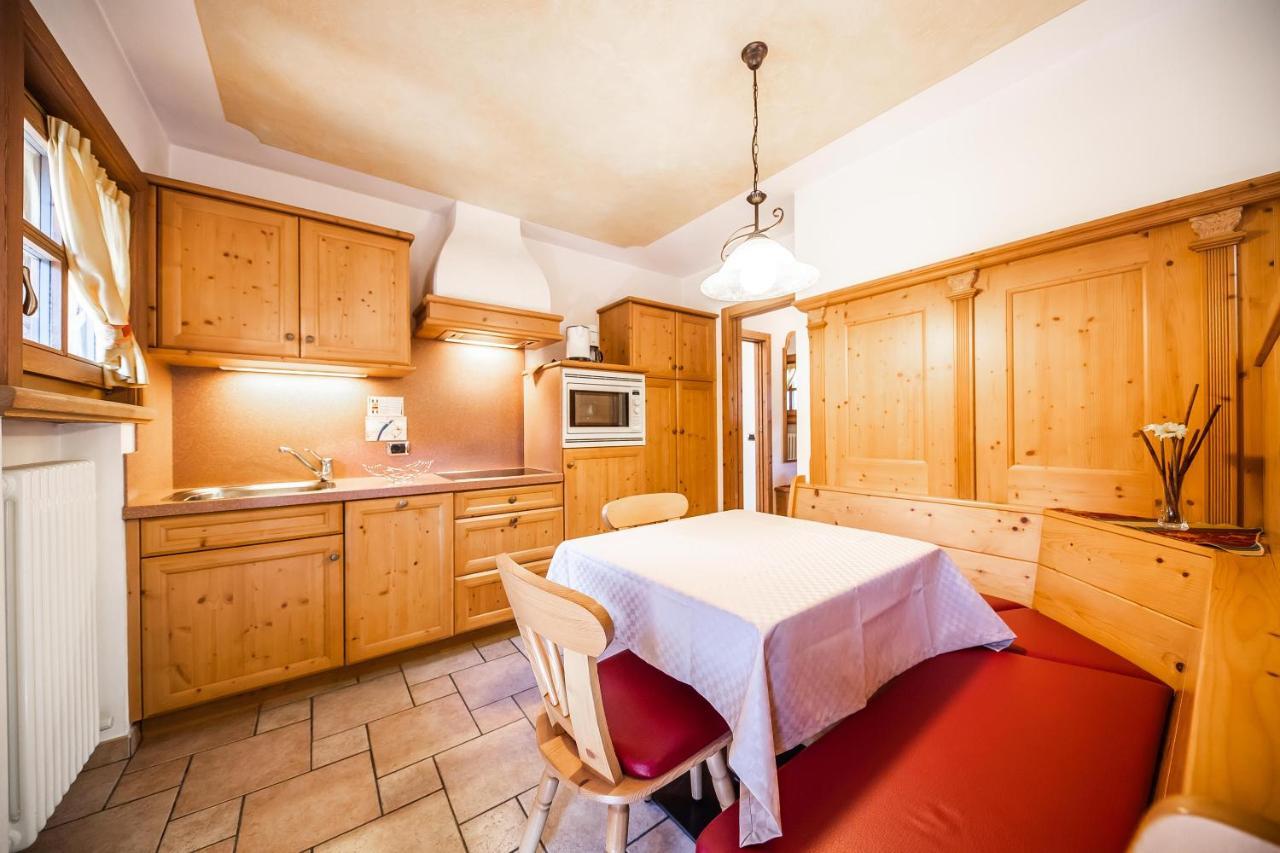 One-Bedroom Apartment,747140015:JPEG