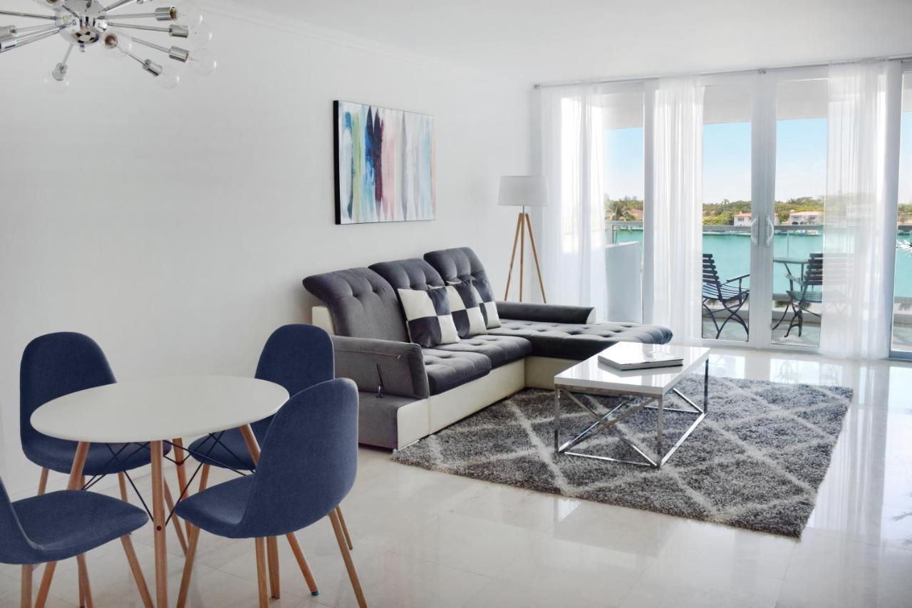 Deluxe Cityview Suite 1 Bedroom & 15 Bath Balcony