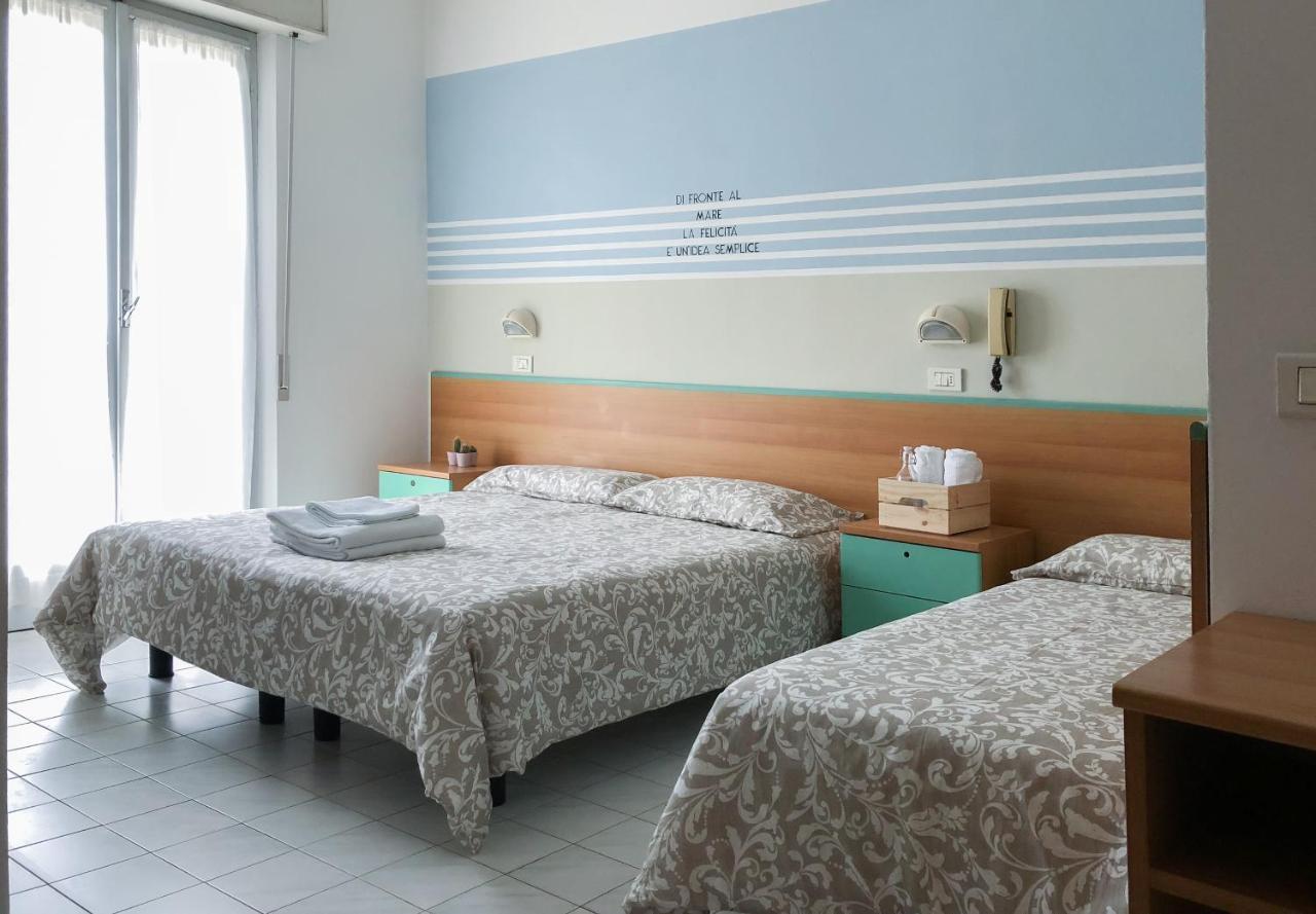 Standard Triple Room,757098253:JPEG