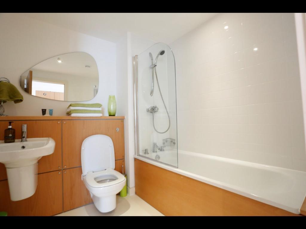 Two-Bedroom Apartment,81492798:JPEG