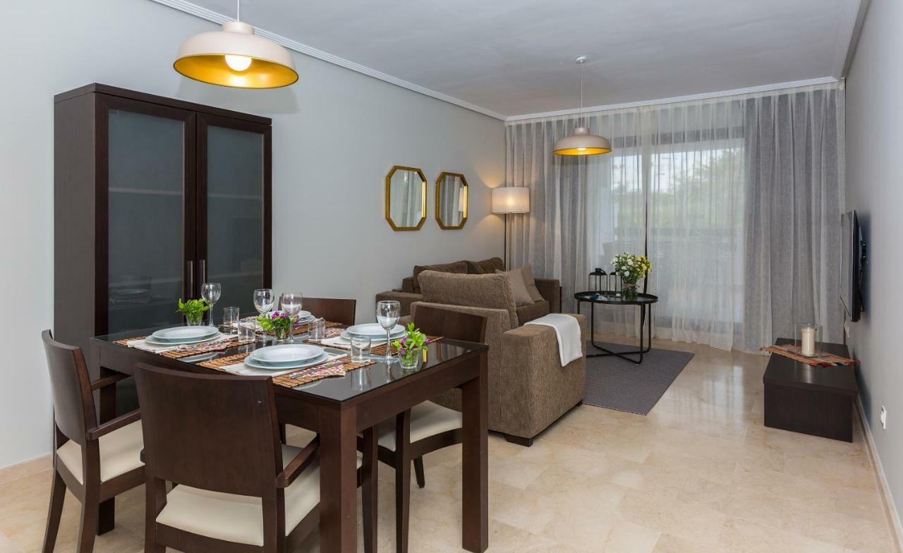 Apartamento con vistas laterales al mar