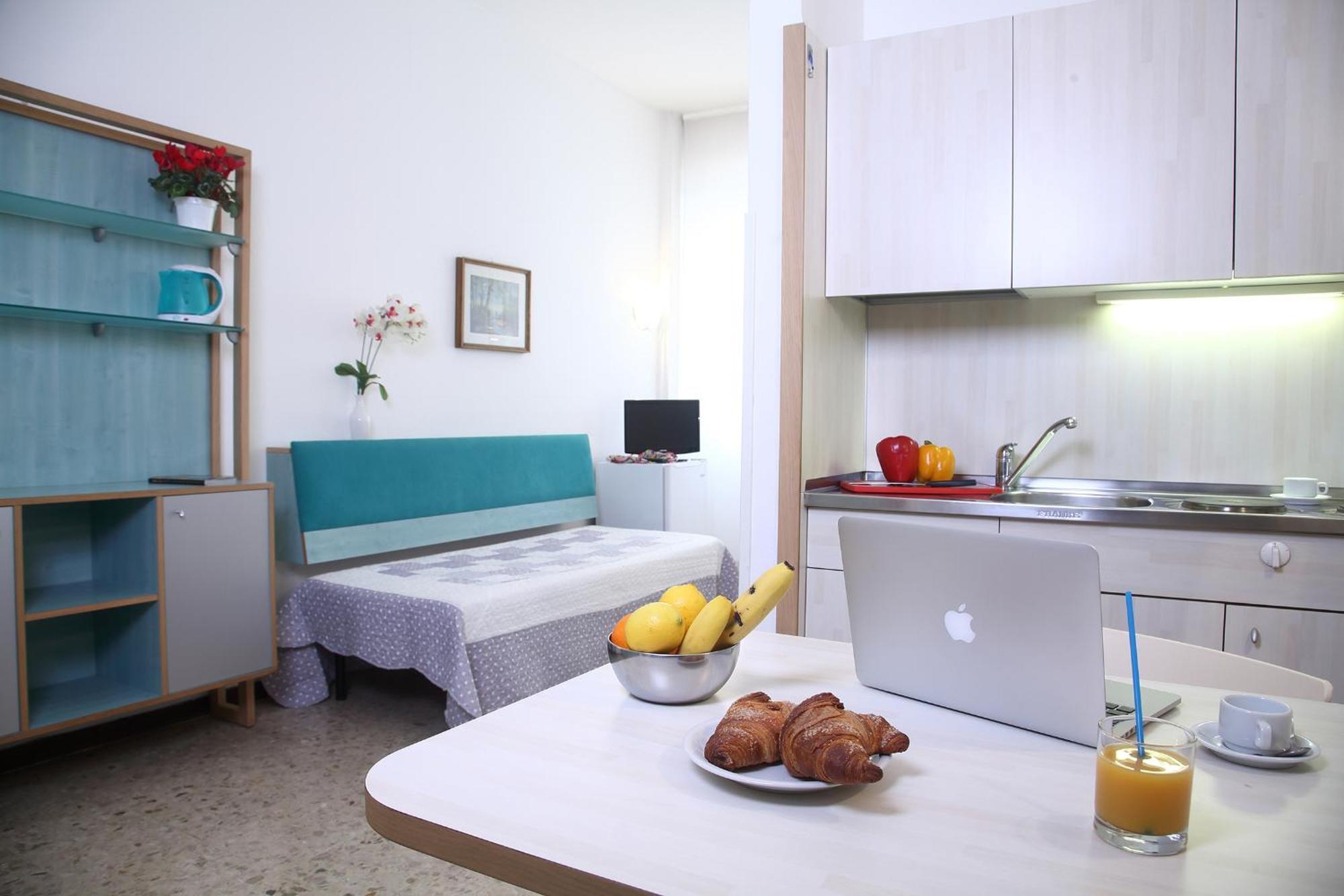 Studio (1 Adult)