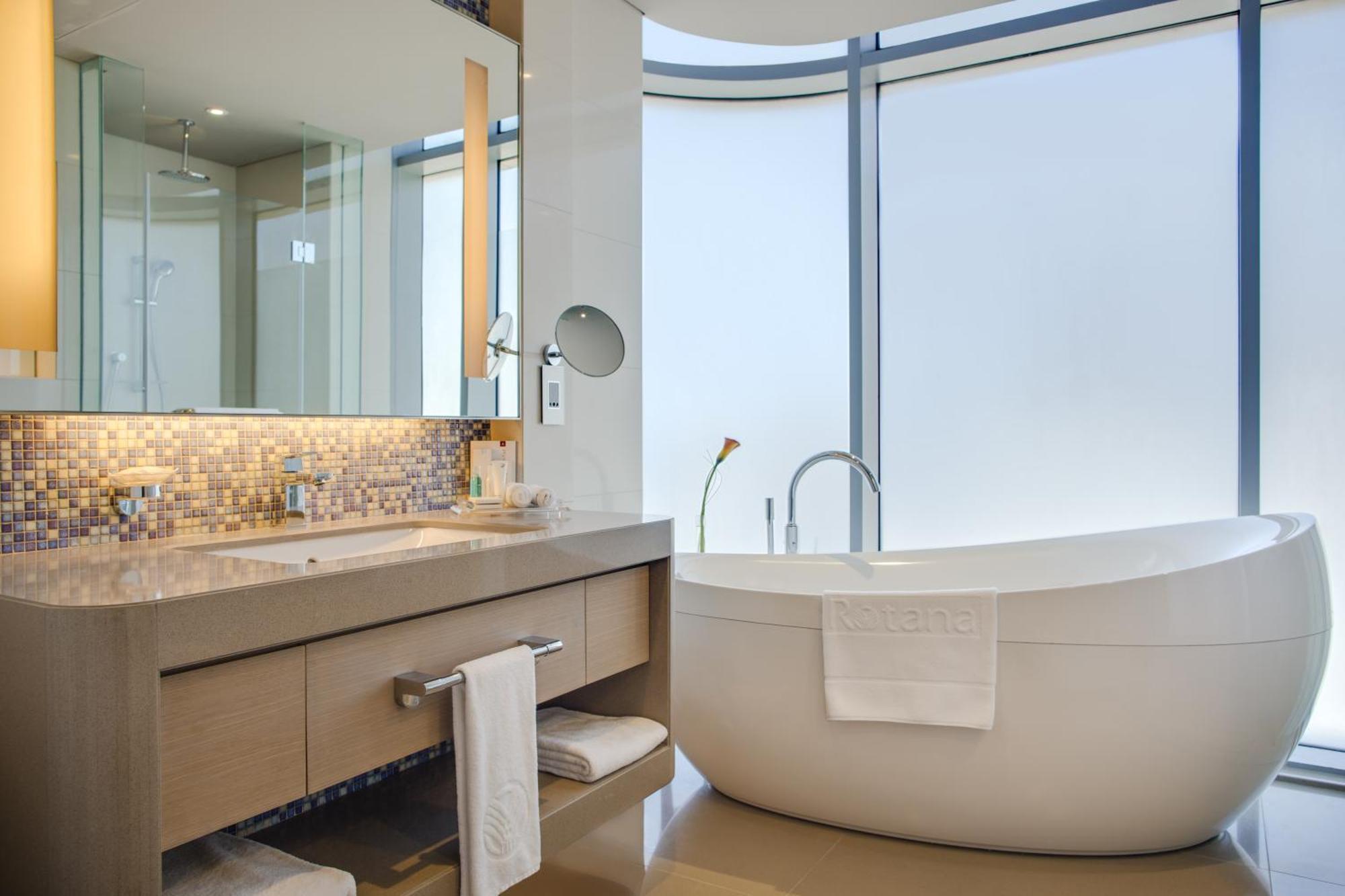 Spacious One Bedroom Suite