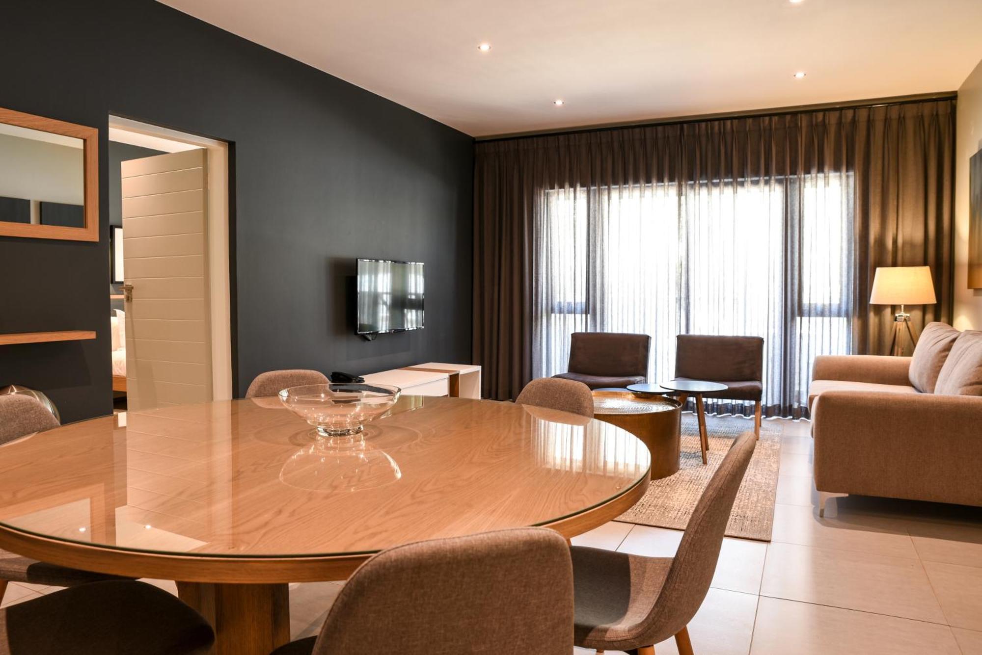 One Bedroom Apartment,1743071337:JPEG