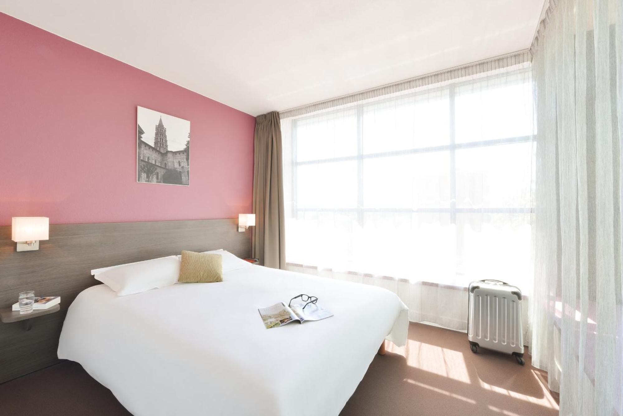 Two-Bedroom Standard Apartment,699084624:JPEG