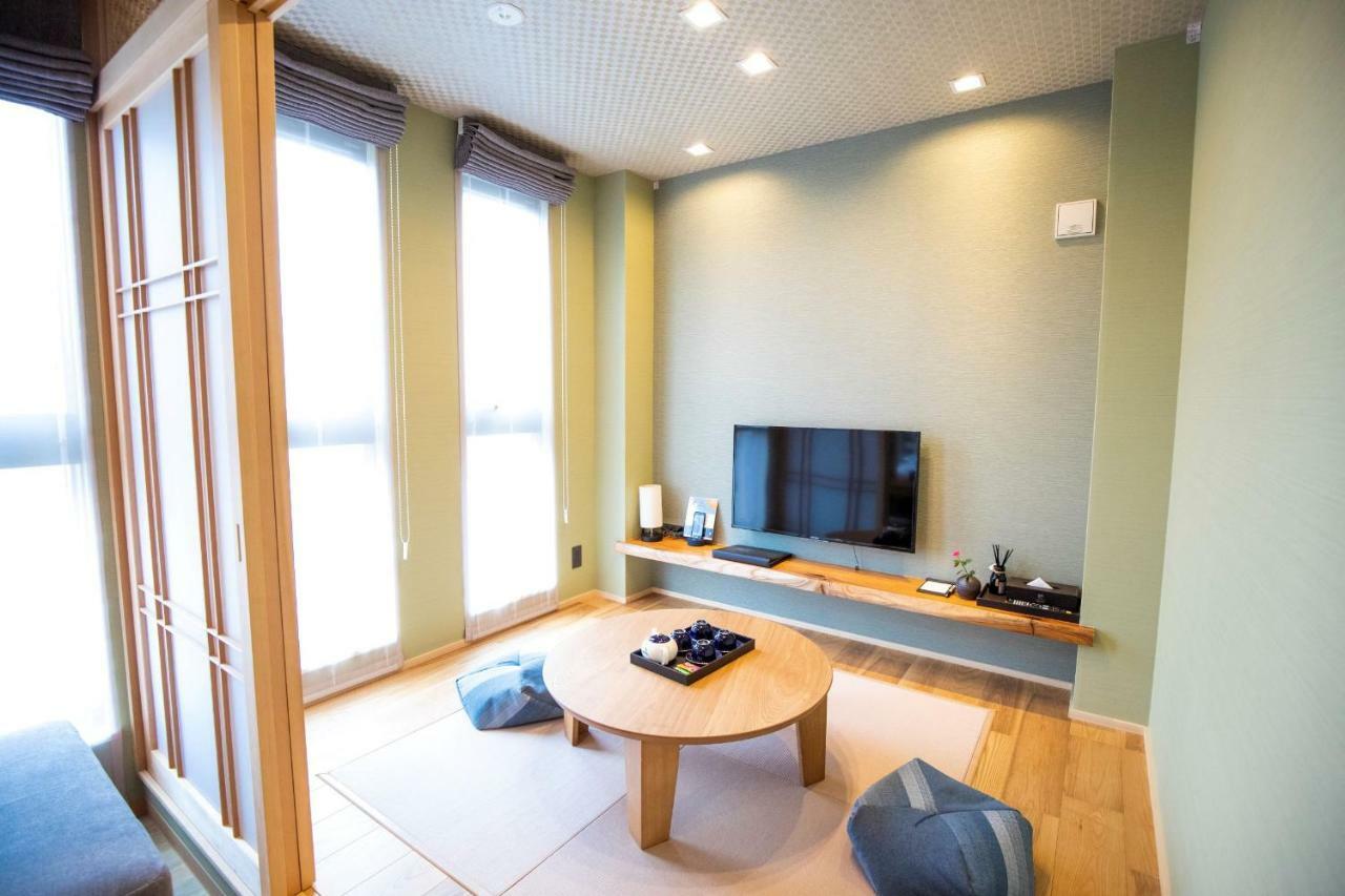 Apartment with Balcony,908803699:JPEG
