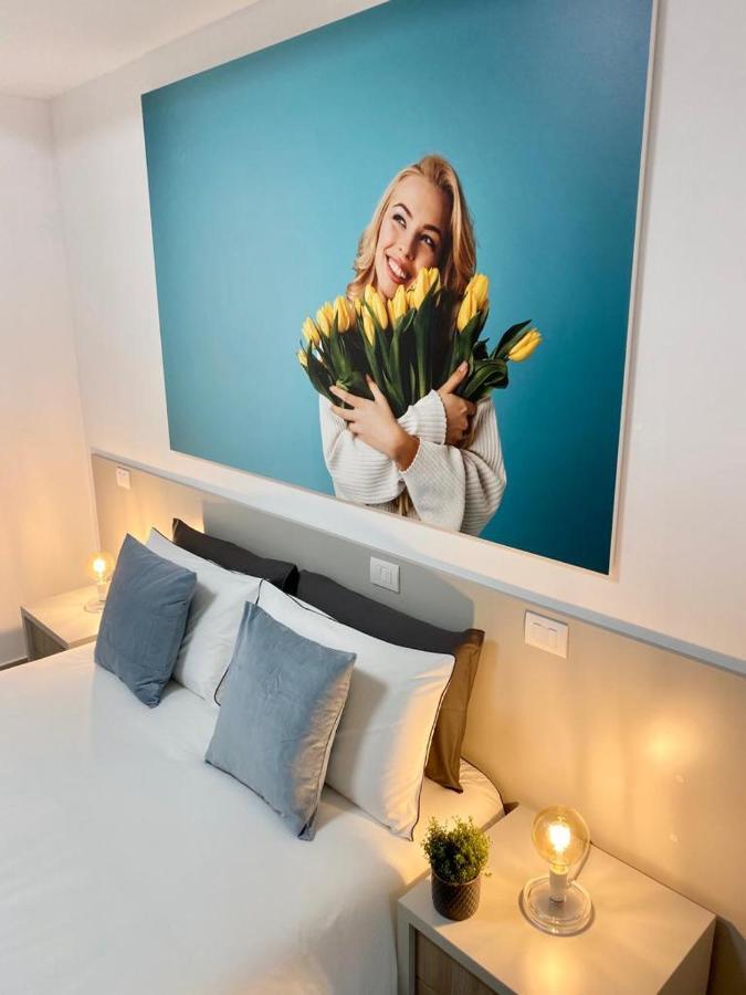 Superior Studio,937737664:JPEG