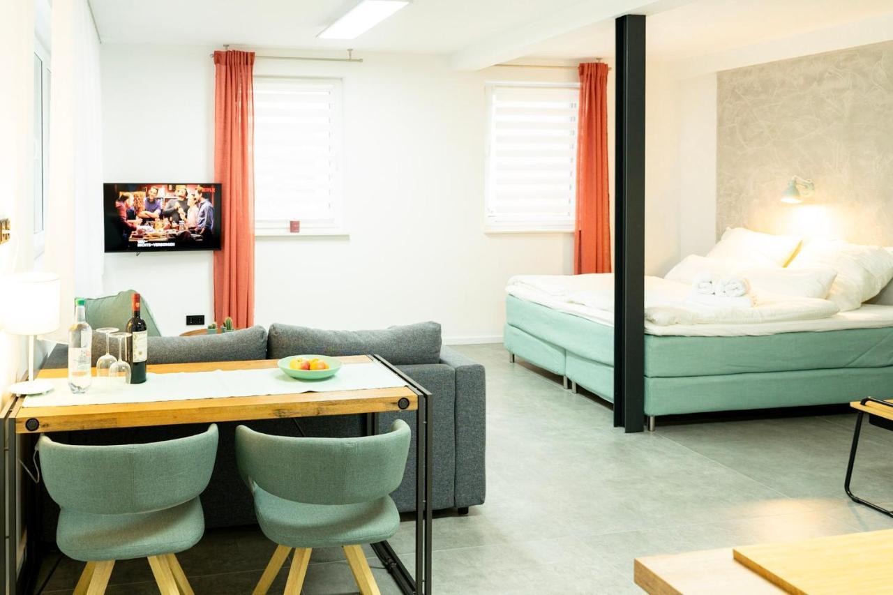 Deluxe Apartment