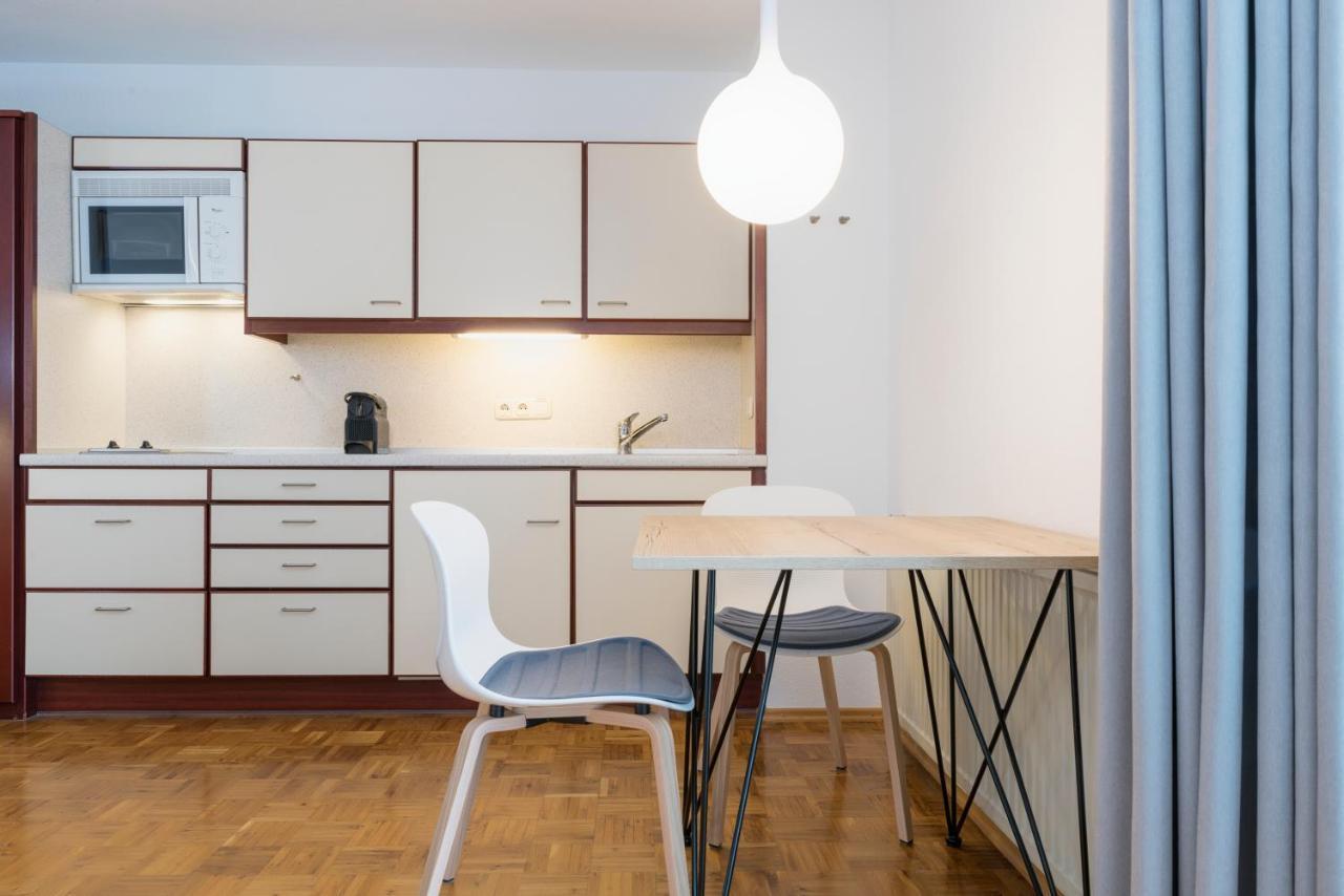 Studio Apartment,972886243:JPEG