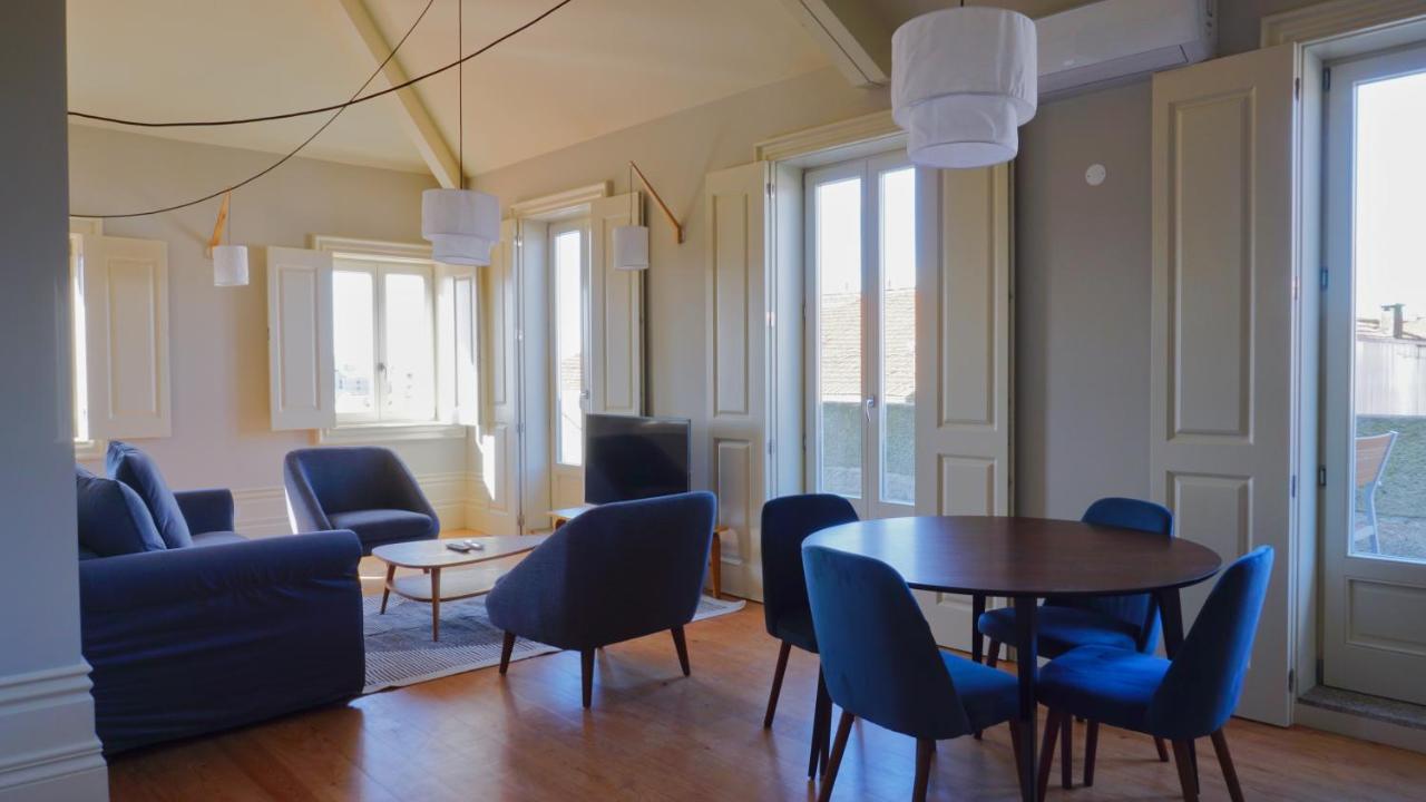 Penthouse Apartment,989783485:JPEG