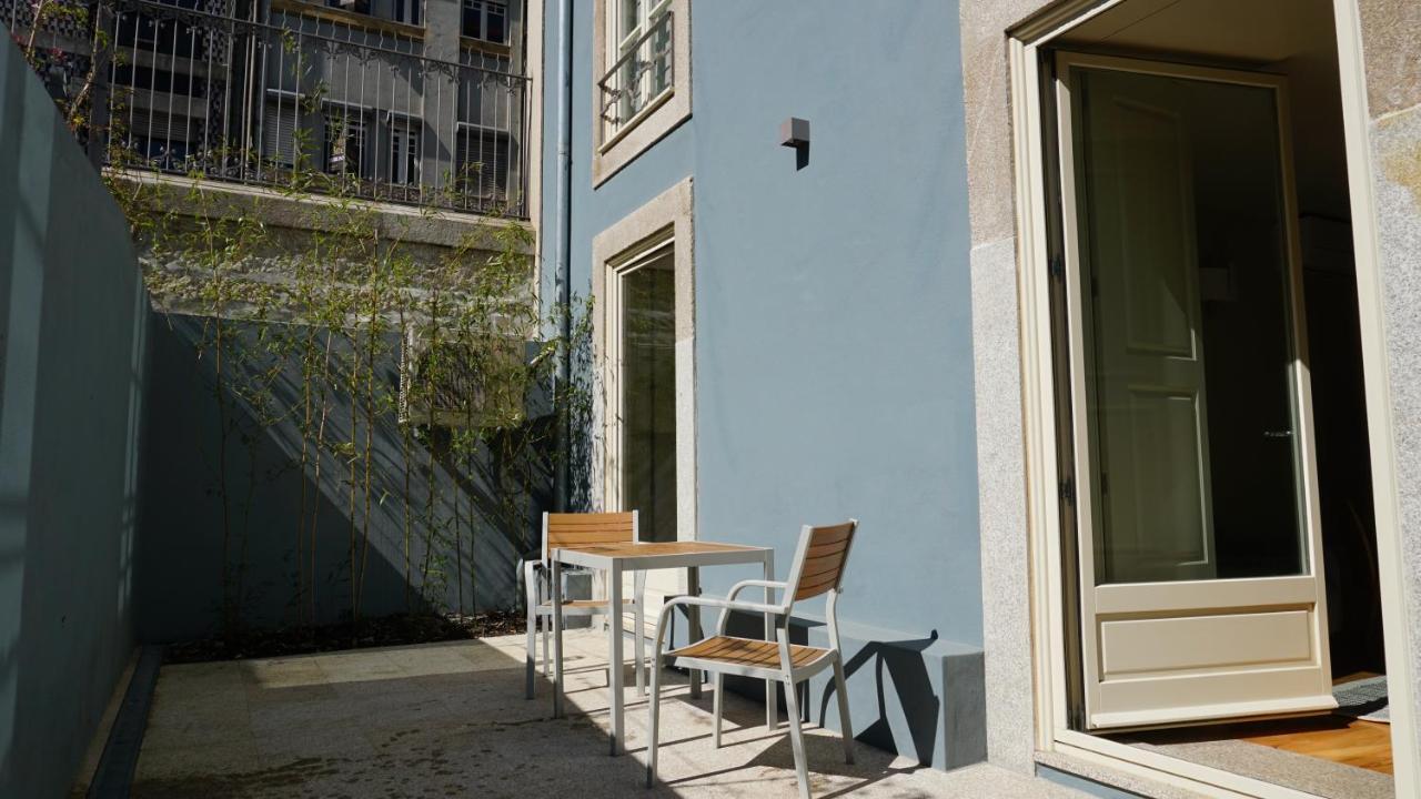 Apartment Terrace,989851048:JPEG