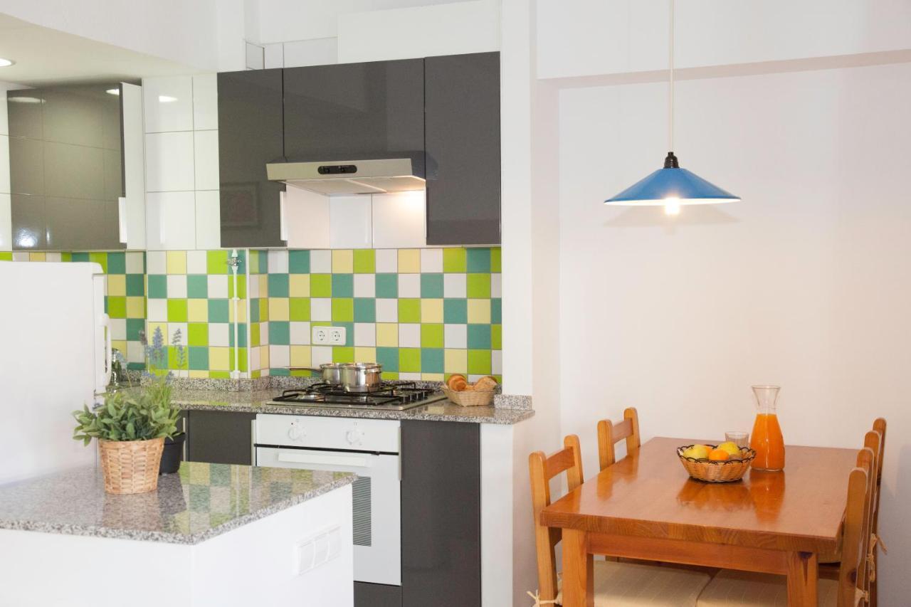 One-Bedroom Apartment,996545770:JPEG