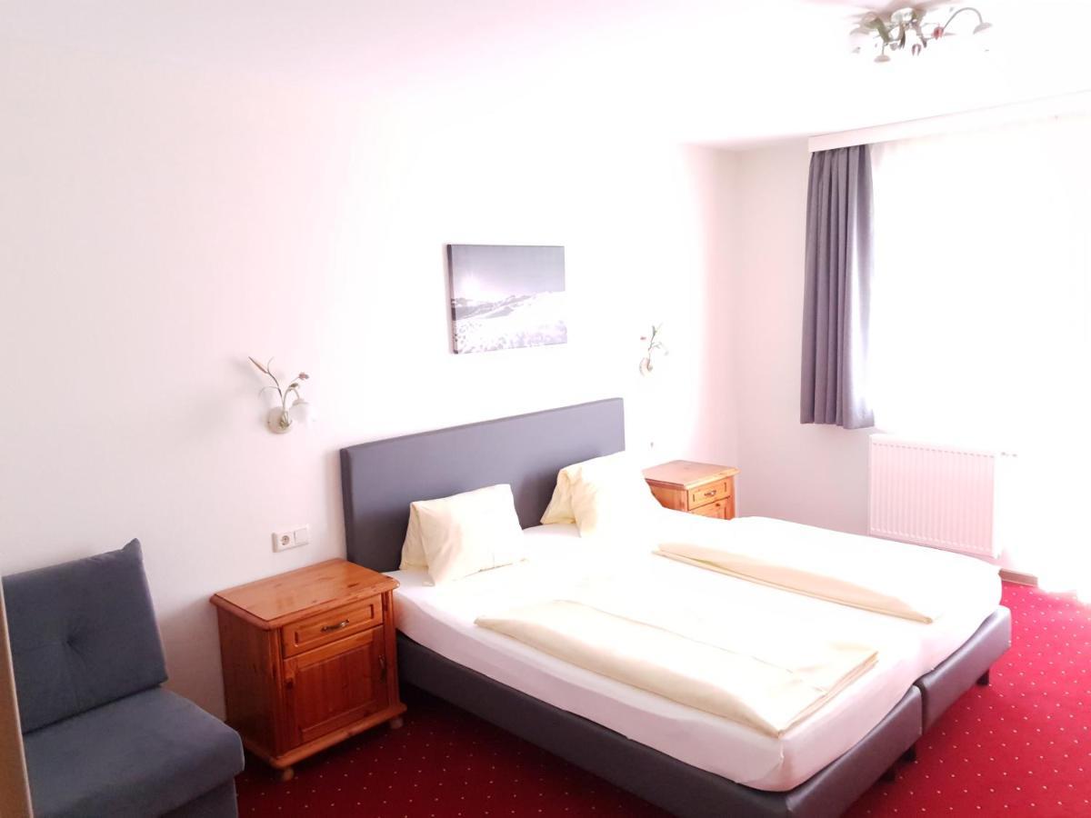 Two-Bedroom Apartment with Balcony,999715404:JPEG