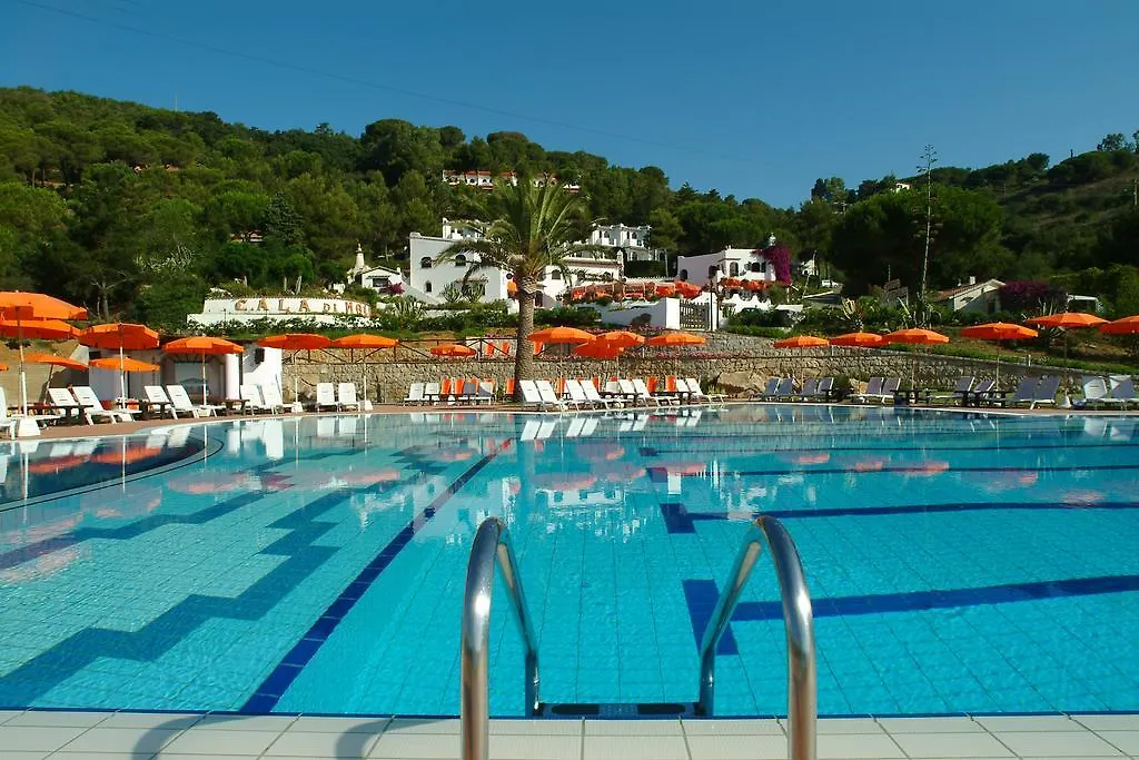 Hotel Cala Di Mola-1