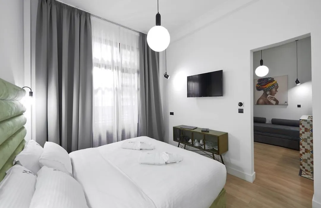 The Maroon Bottle Hotel-1