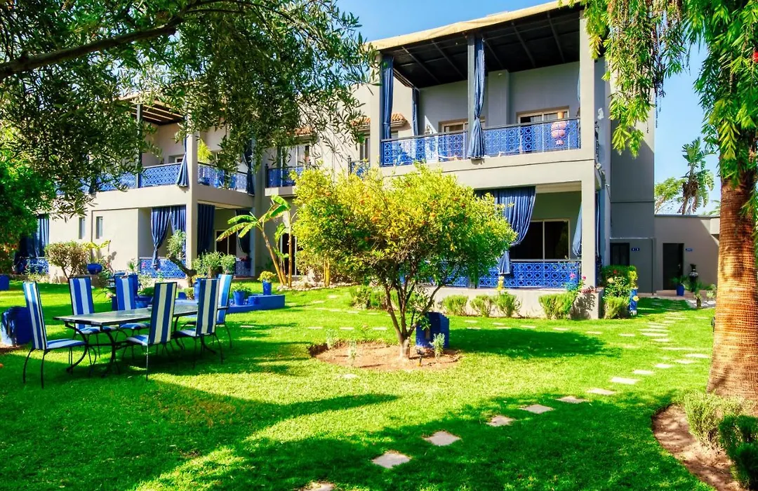 Villas 95 Appart'Hôtel-1