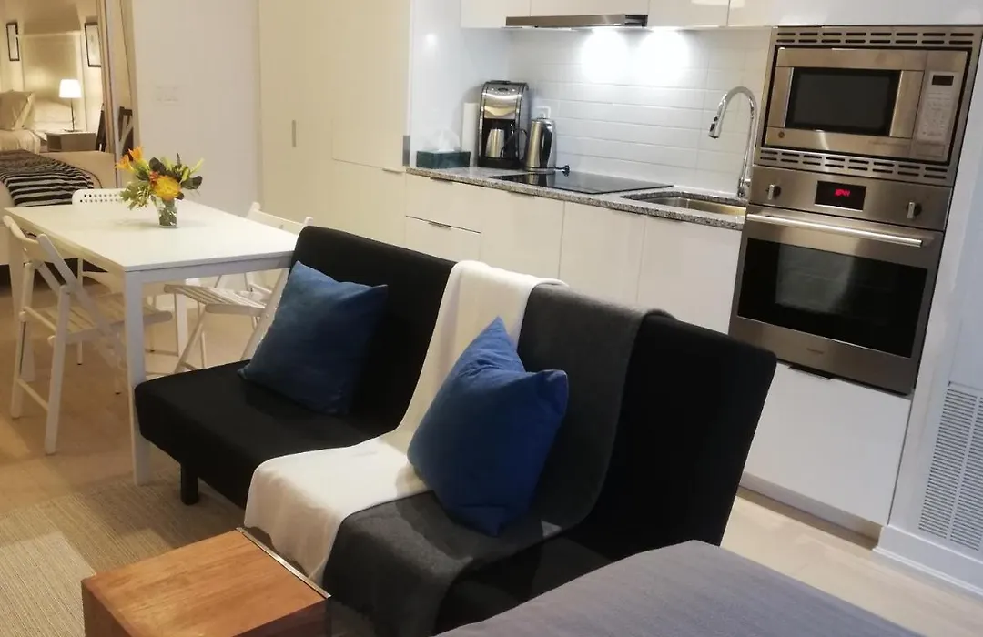 Stylish Downtown Toronto Residential Hotel-1
