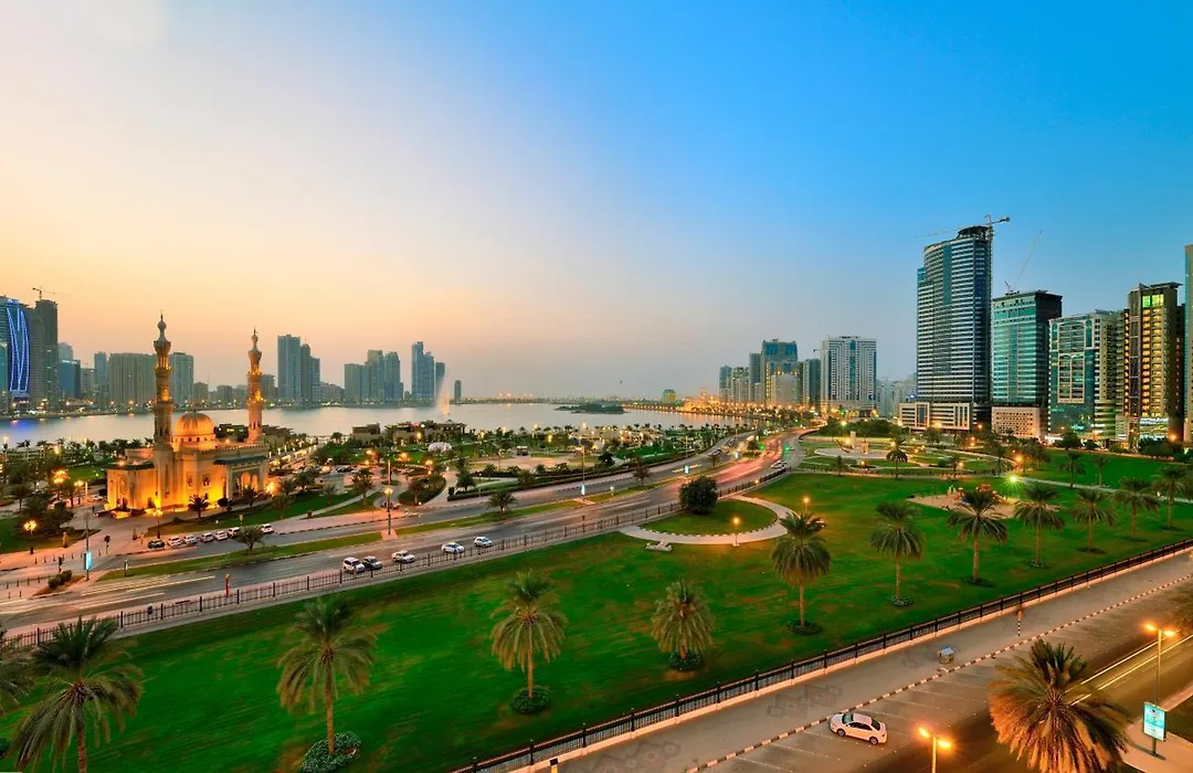 Al Majaz Premiere Hotel Apartments-1