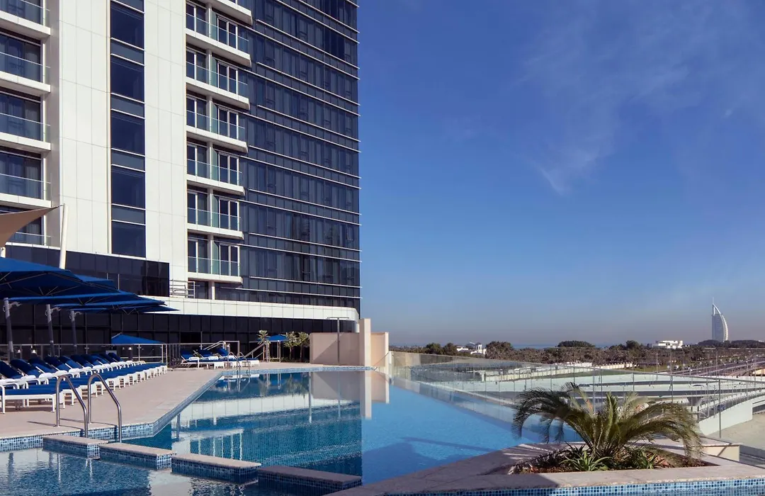 Avani Plus Palm View Dubai Hotel & Suites-1