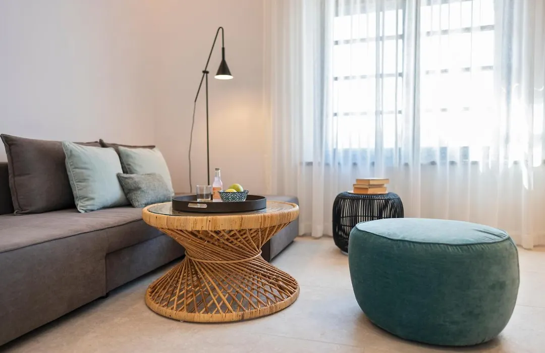 Naillac Elite Suites-1