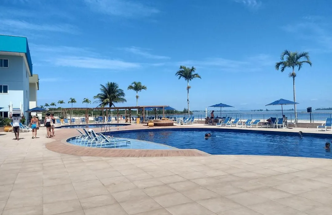 Apartamento no Golden Lake - pé na areia, agua de côco e cervejinha-1
