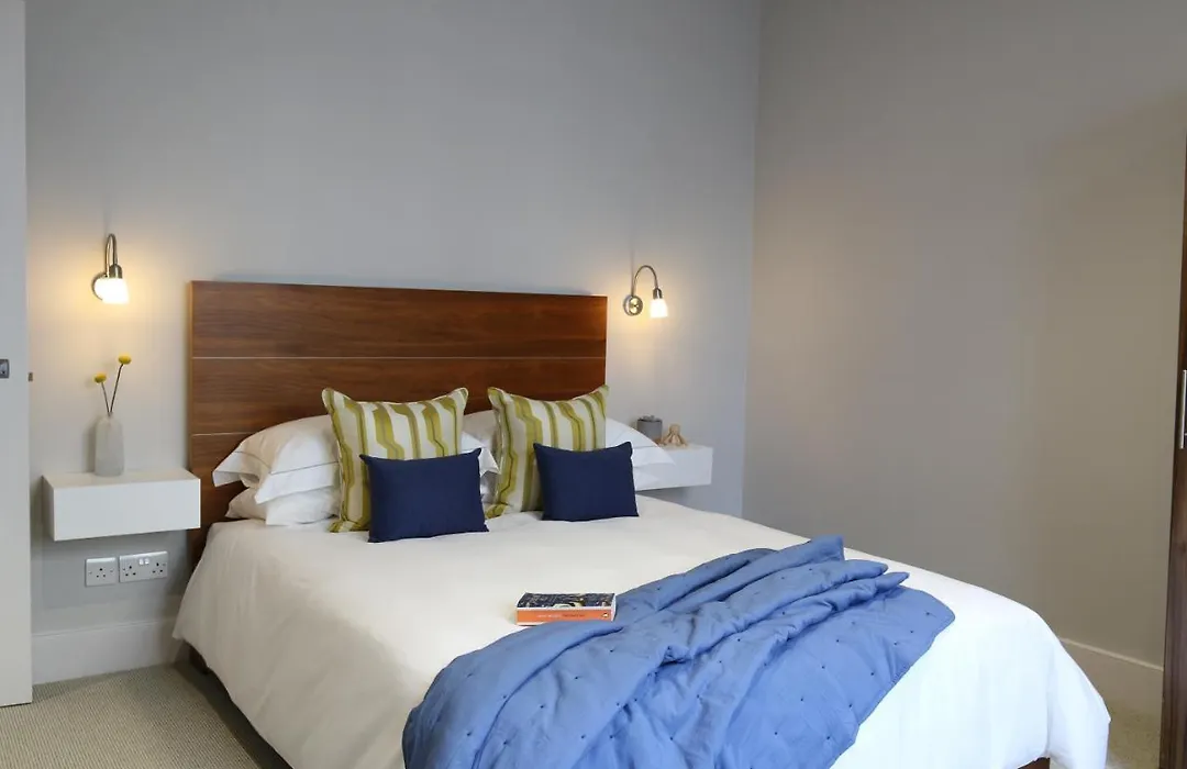 Belgravia Apartments-1