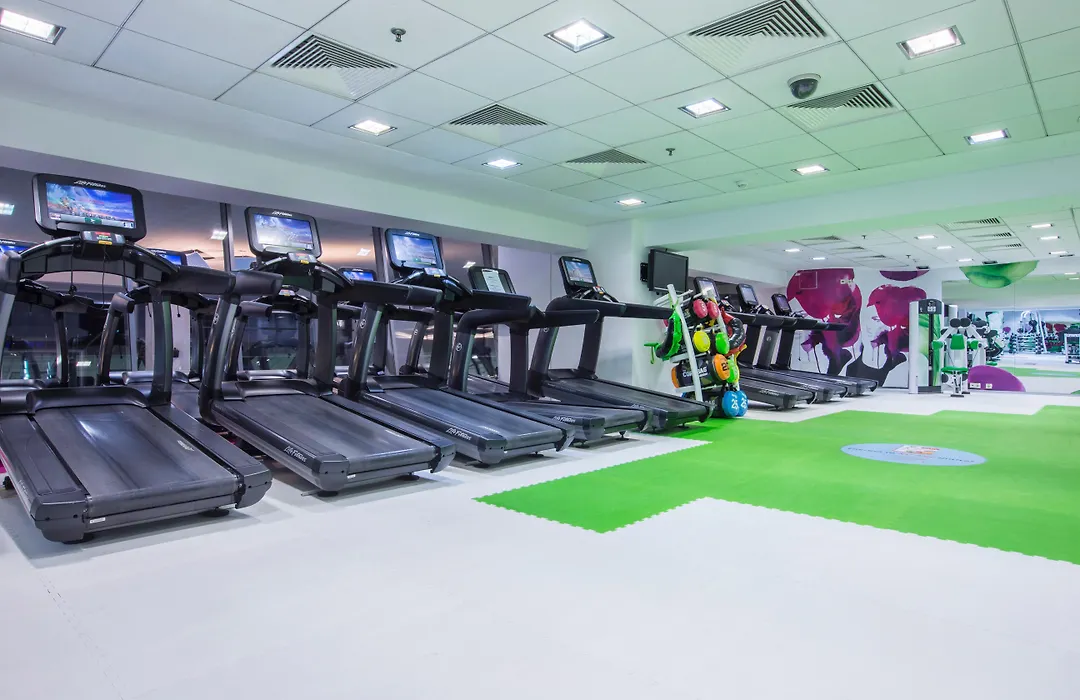 Park Inn By Radisson Bucharest Hotel & Residence-1