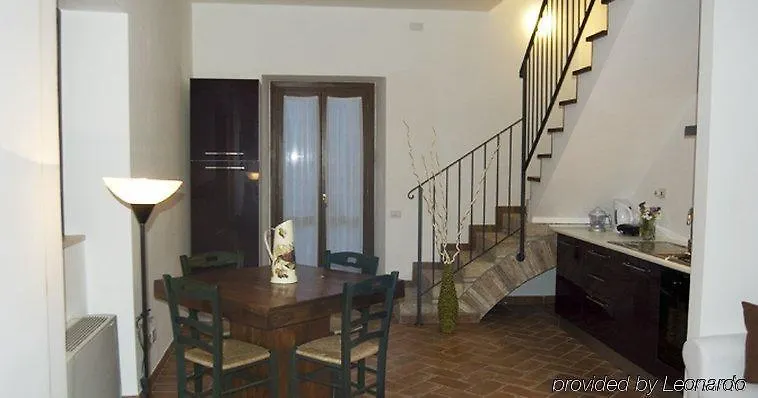 Borgo Papareschi-1