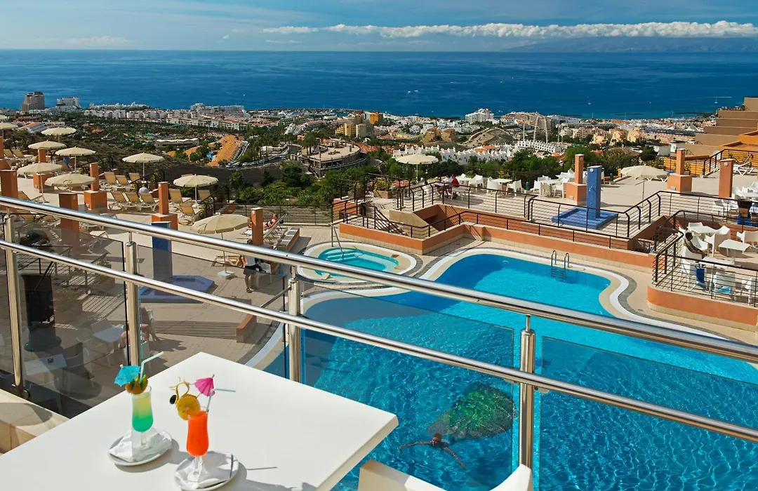 Kn Aparthotel Panorámica-1