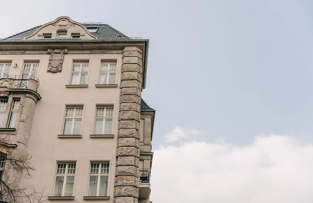 Frankfurter Allee Apartments By Sabine-1