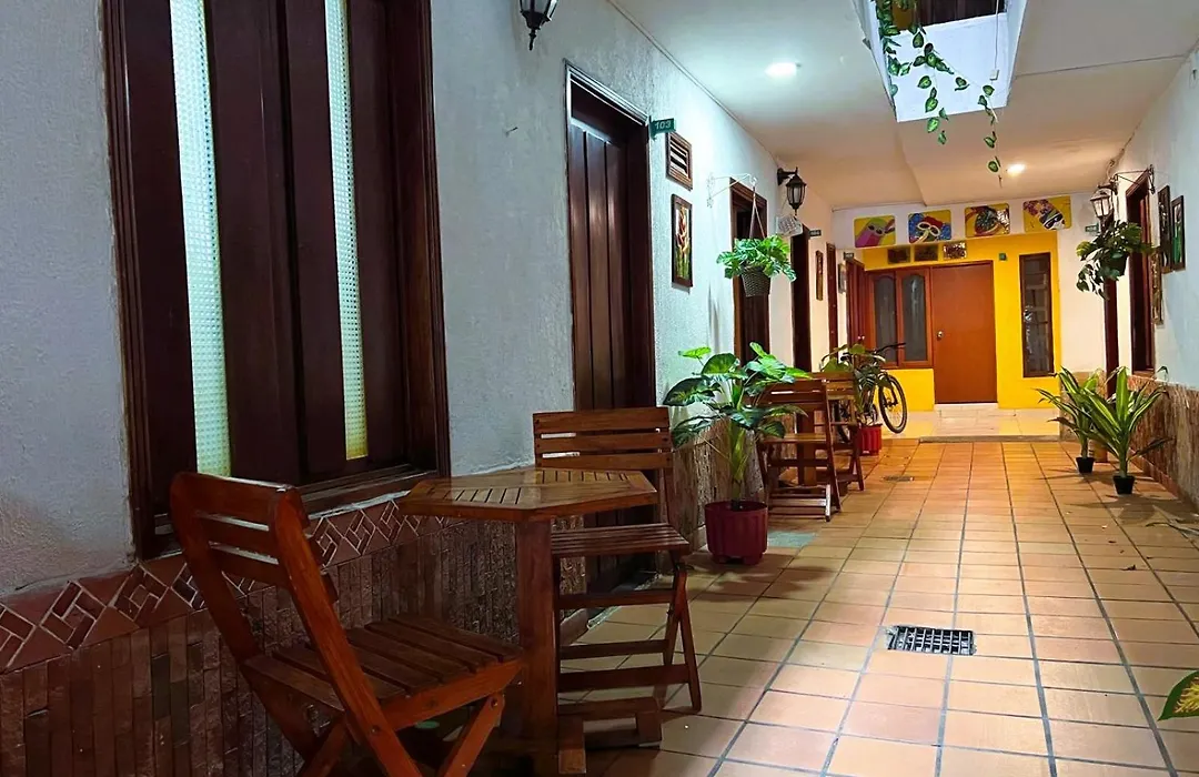 Aparta Hotel Bacano Historico-1