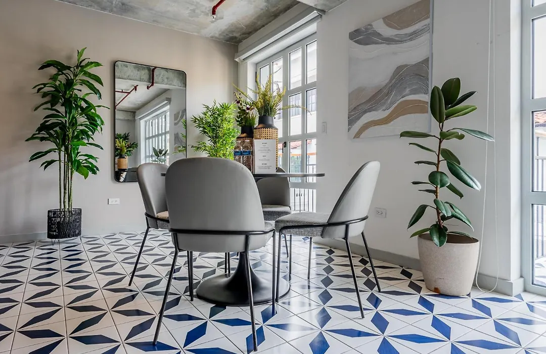 Casa Contemporánea by Wynwood House-1