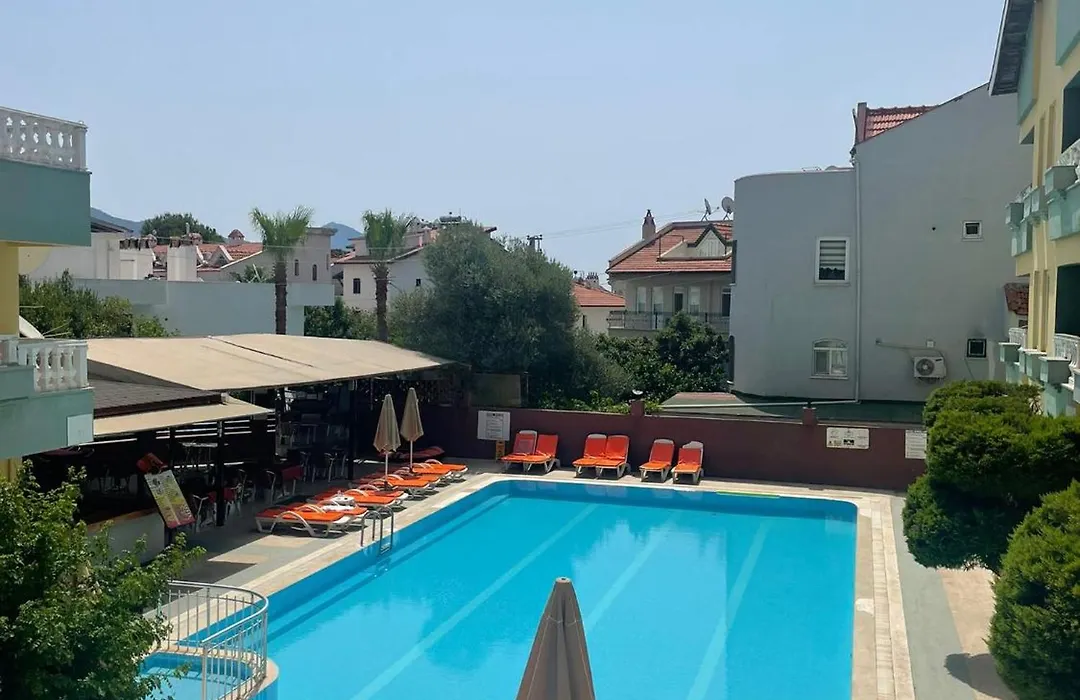 Club Sunset Apartments-1