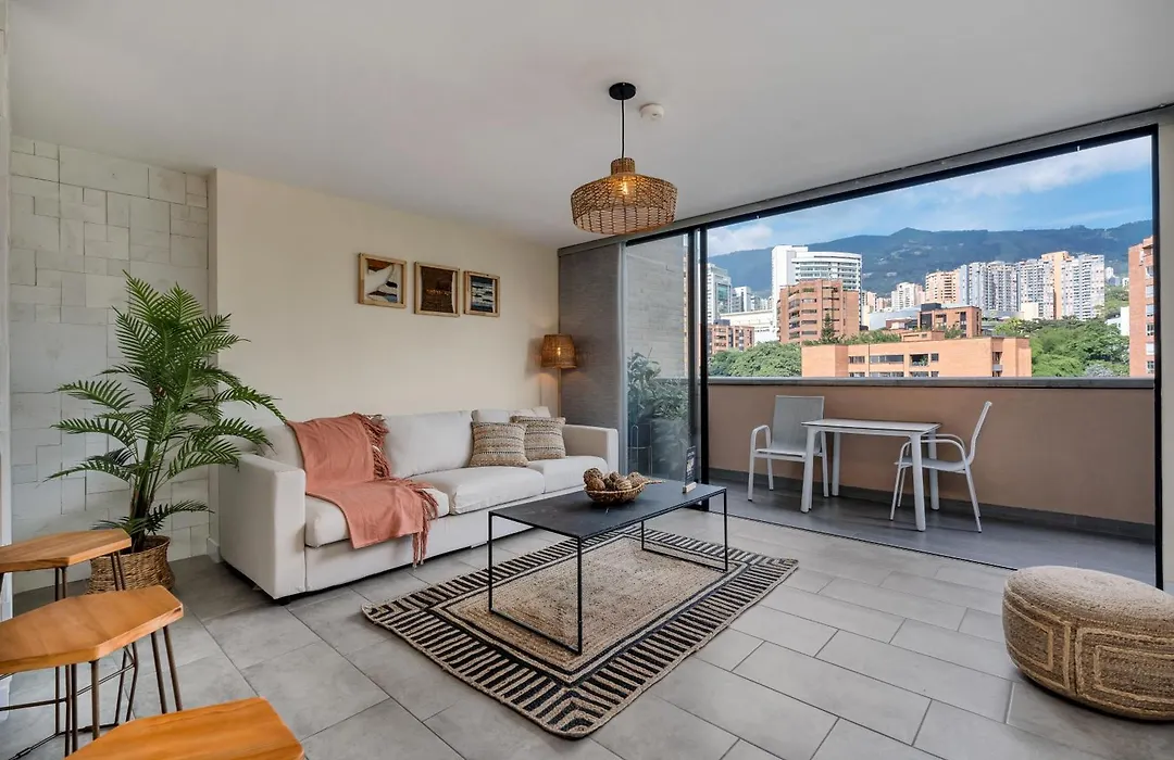 Apartamentos Go Living & Suites By Housy-1